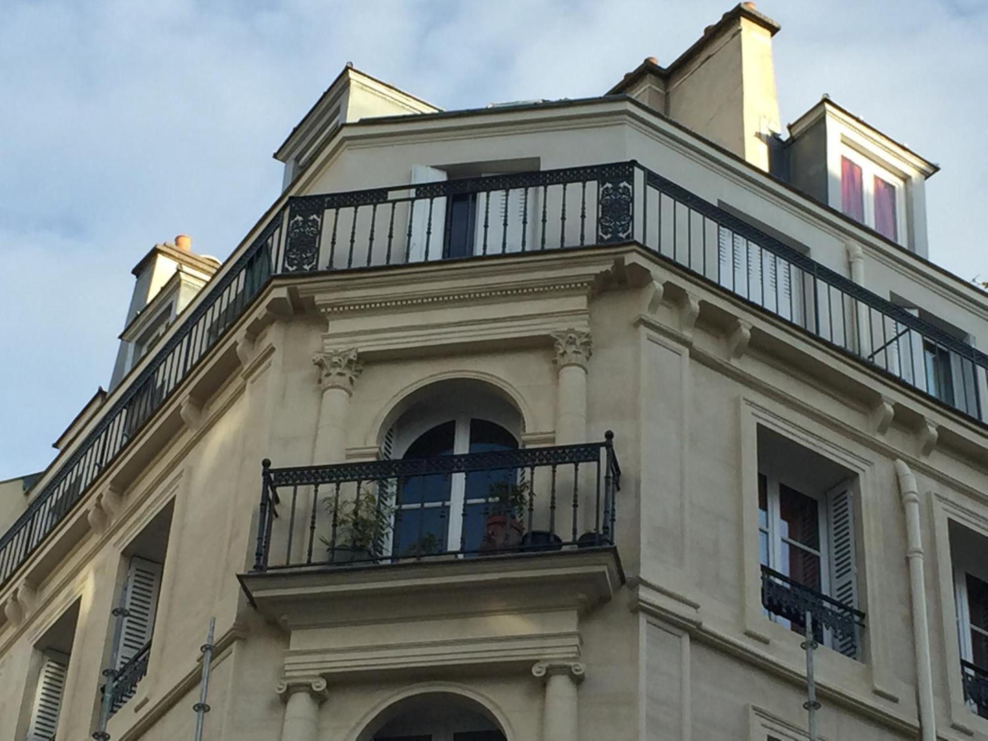 Bergere Opera Trevise - 2 Connecting With Private Bathroom And 1 Study - 35 M2 Séjour chez l'habitant Paris